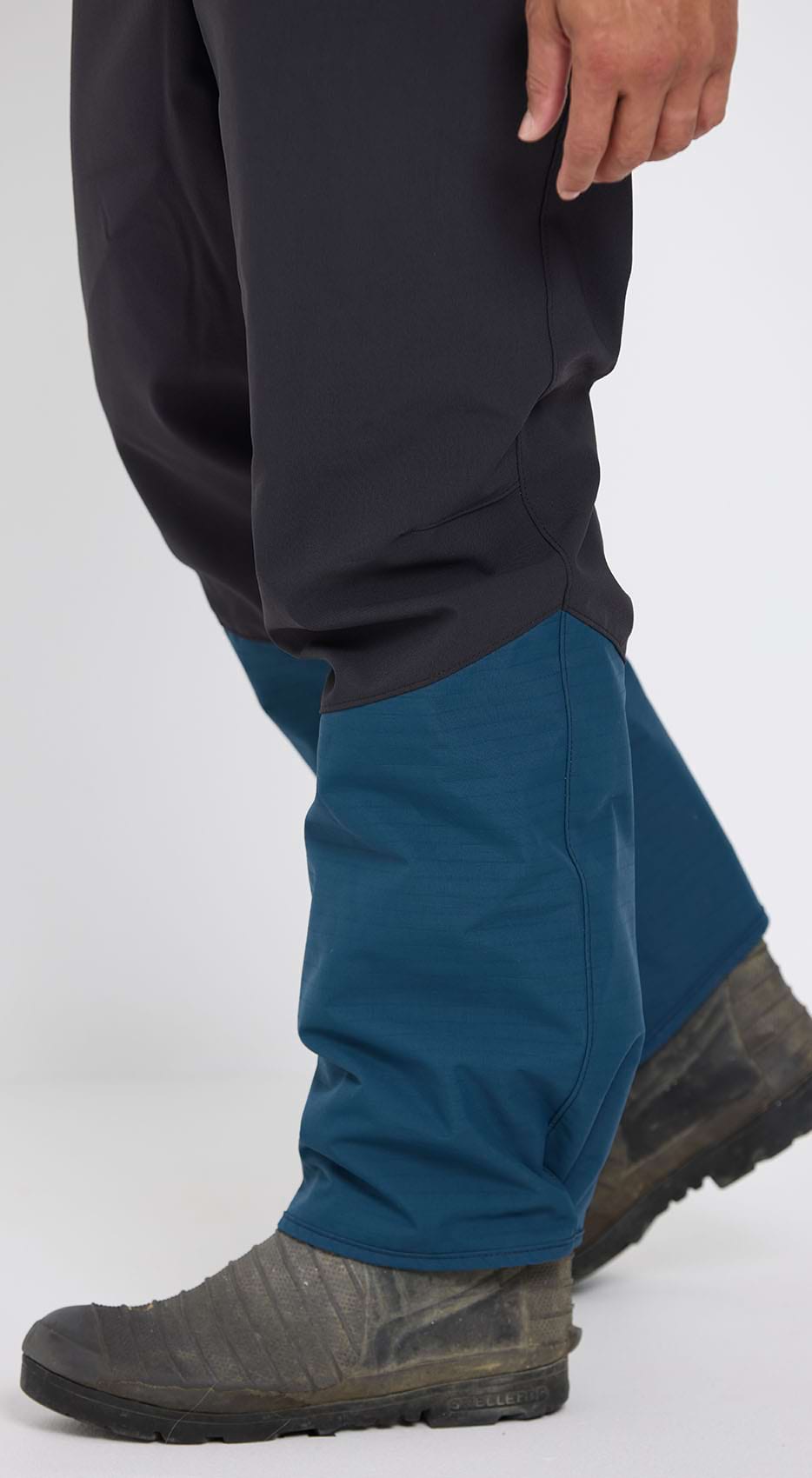 Founder46 Bib Overtrousers